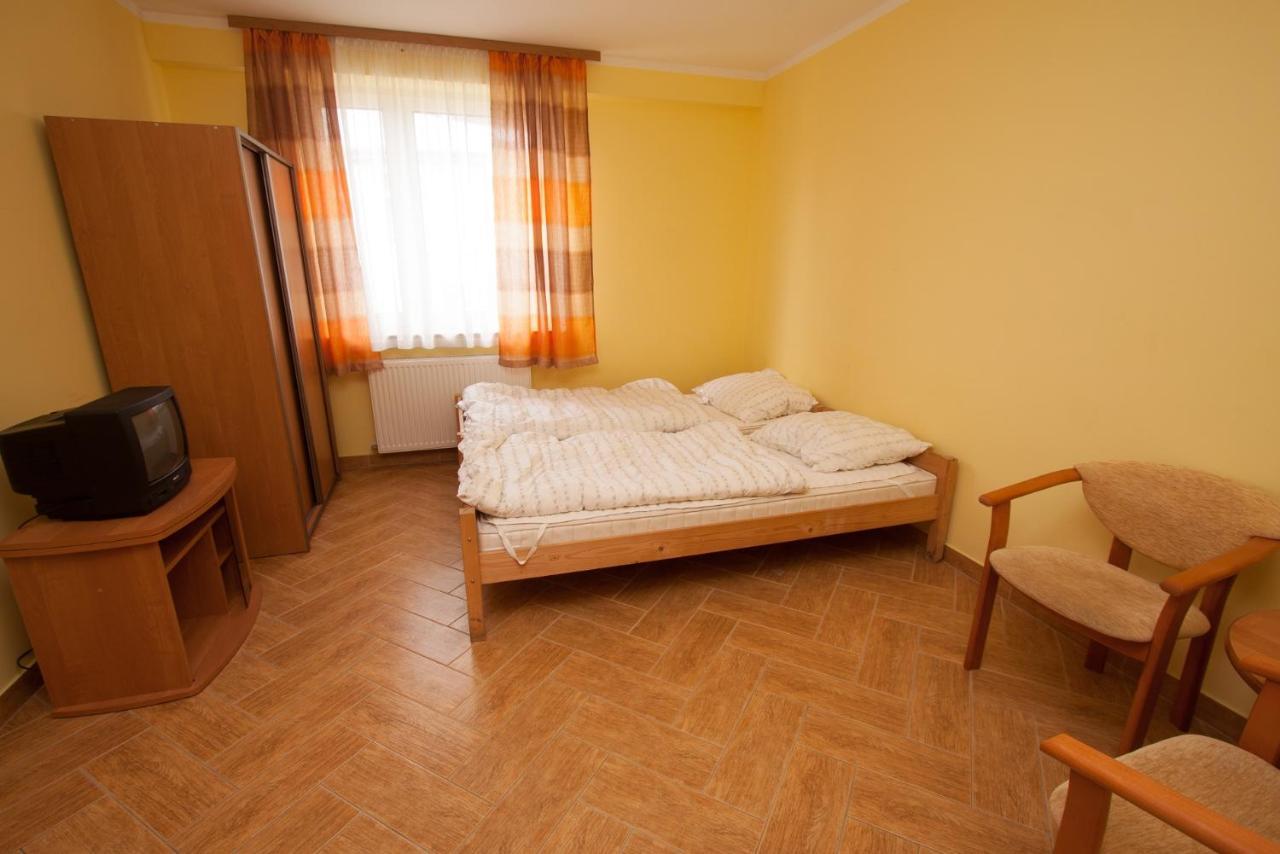 Dom Wczasowy Alka Dziwnów Extérieur photo